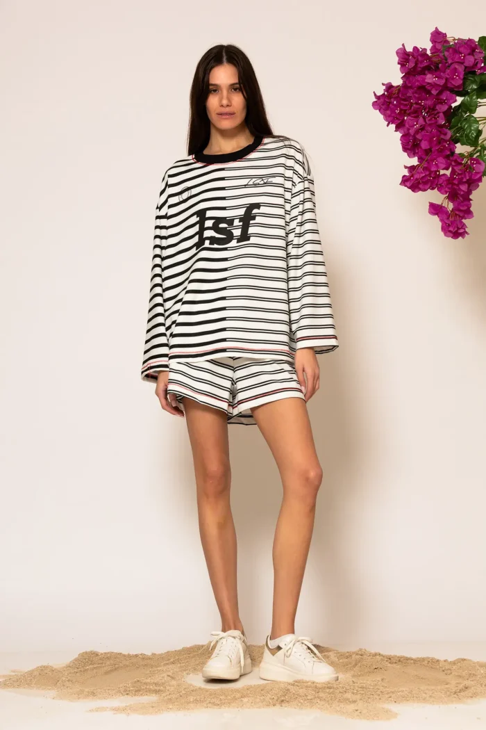 Drawstring Wide leg striped shorts